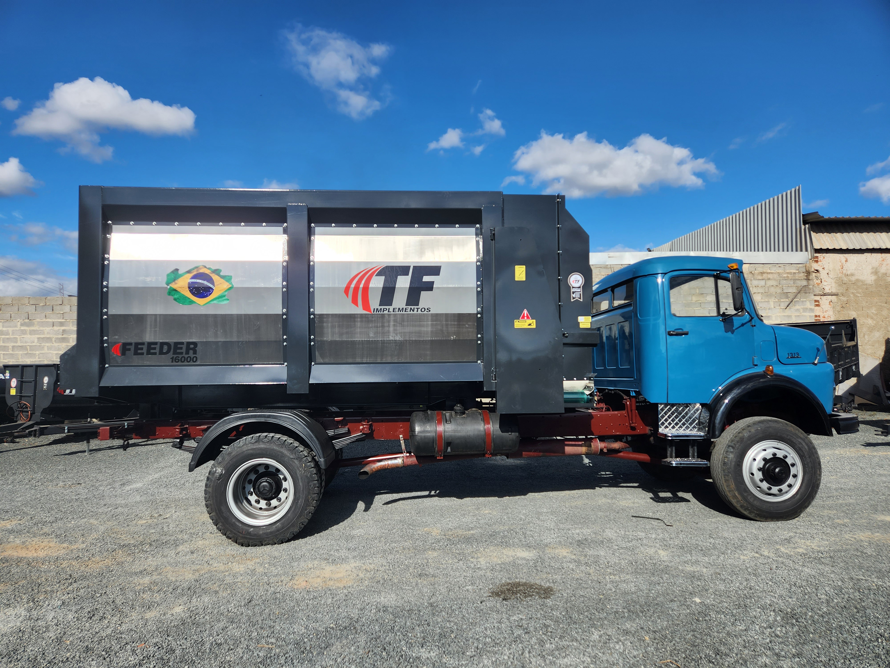 VAGAO FORRAGEIRO - FEEDER 16.000
