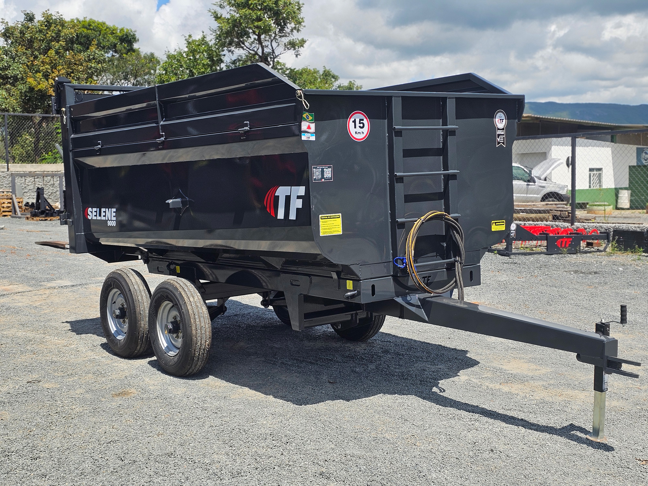 CARRETA FORRAGEIRA - SELENE 9.000