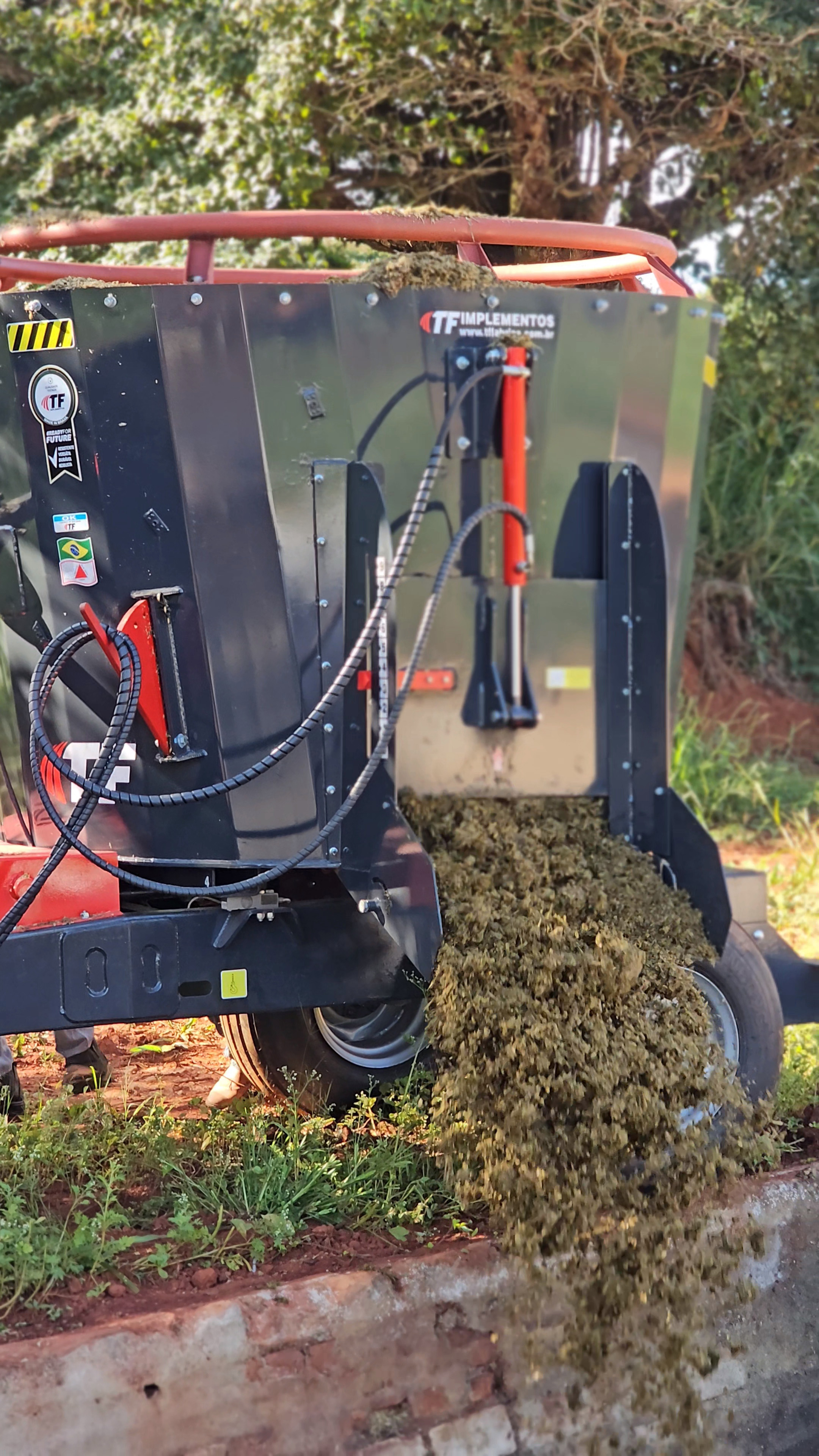 VAGÃO MISTURADOR VERTICAL