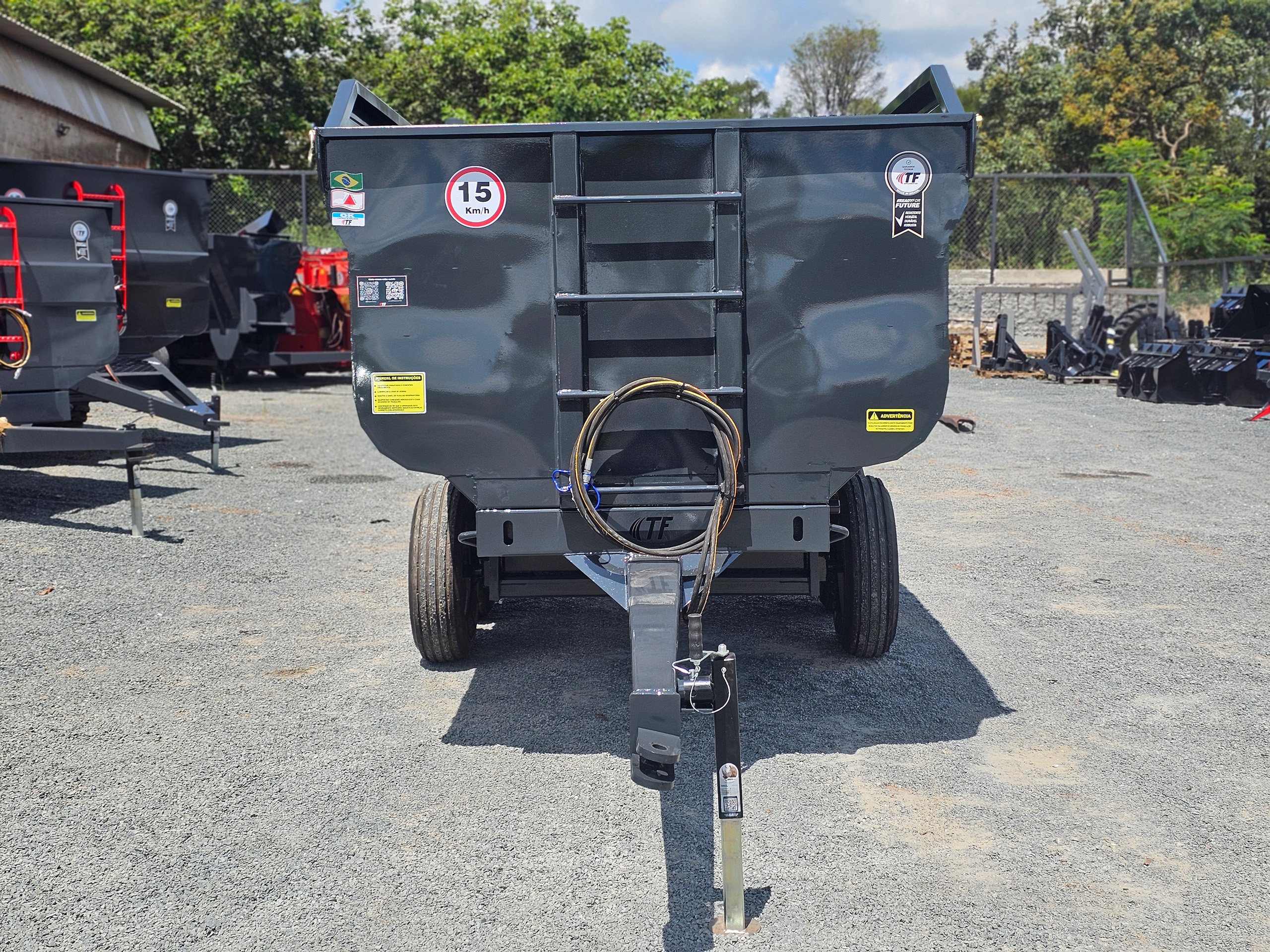 CARRETA FORRAGEIRA - SELENE 9.000